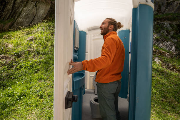 Best Portable restroom trailer rental  in Lebanon, IN